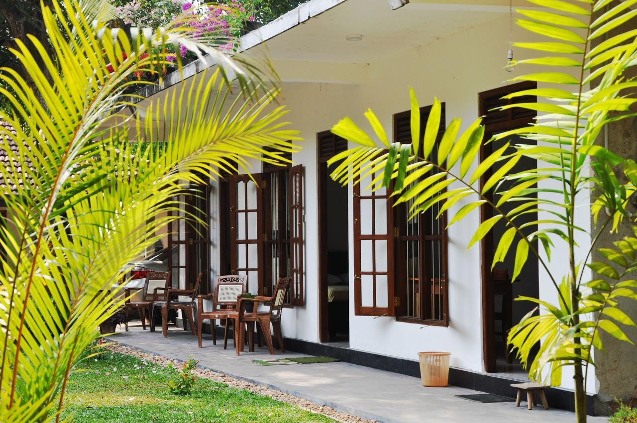 Medawatta Villa Mirissa Buitenkant foto
