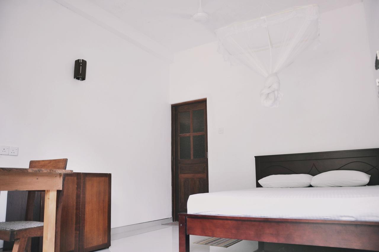 Medawatta Villa Mirissa Buitenkant foto