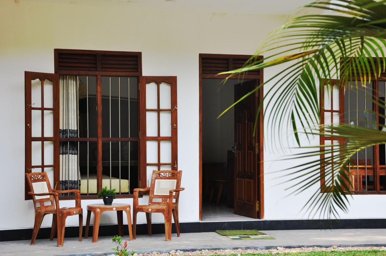 Medawatta Villa Mirissa Buitenkant foto