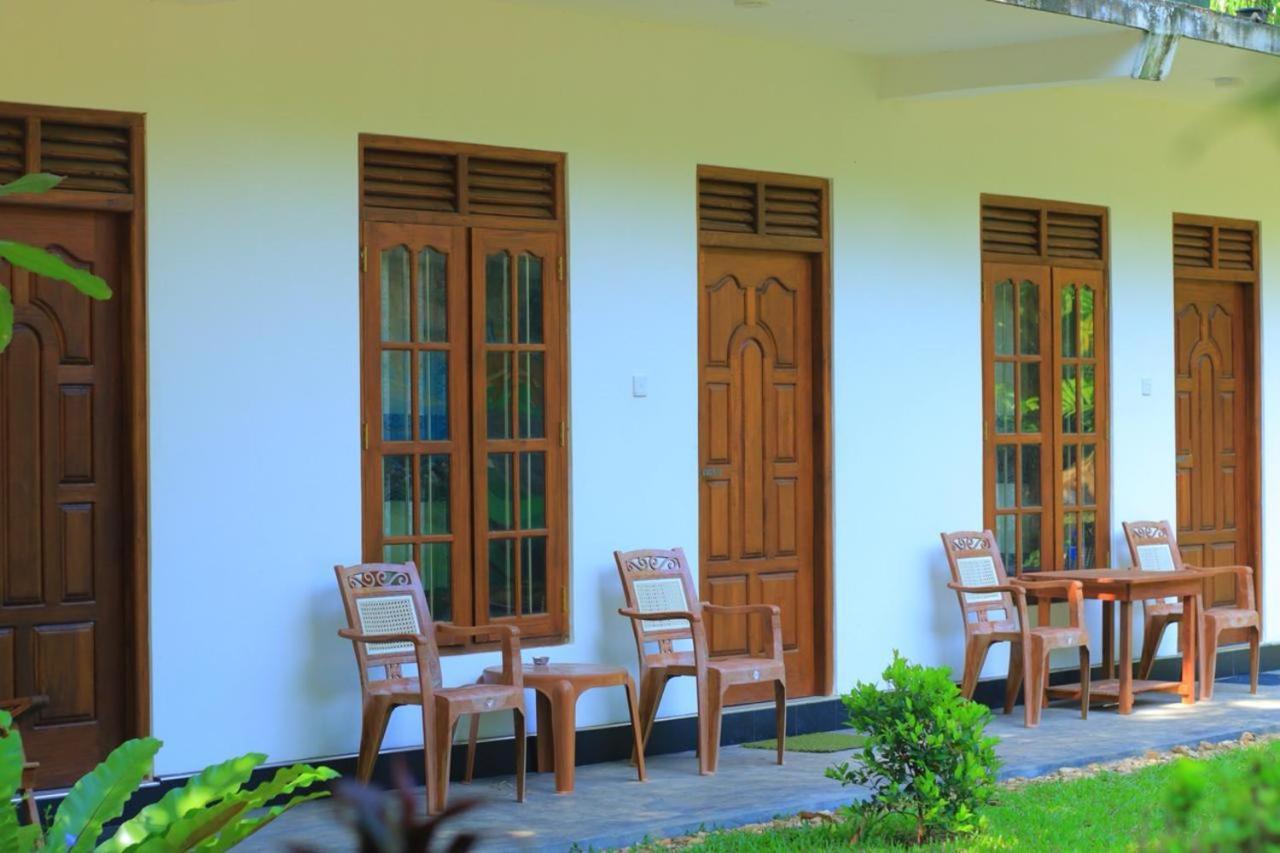 Medawatta Villa Mirissa Buitenkant foto