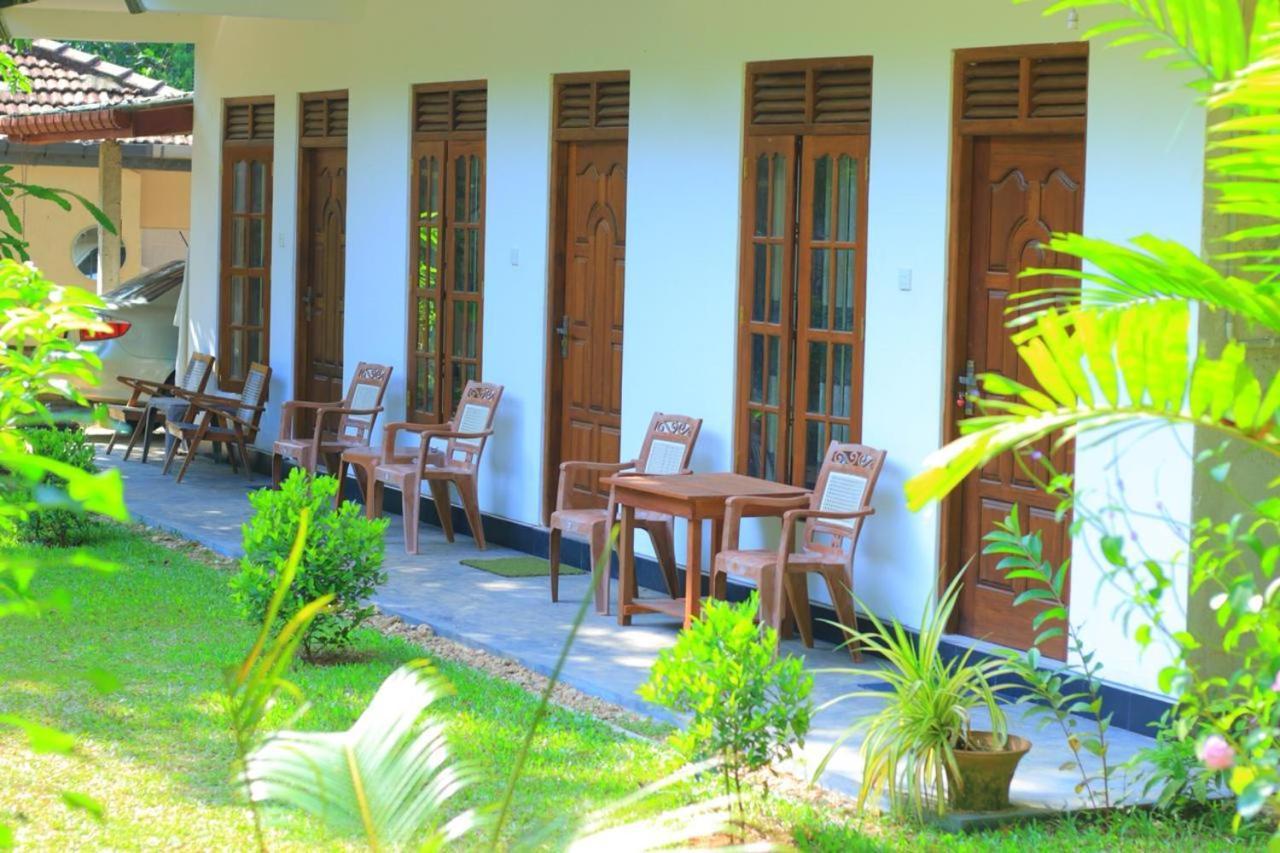 Medawatta Villa Mirissa Buitenkant foto
