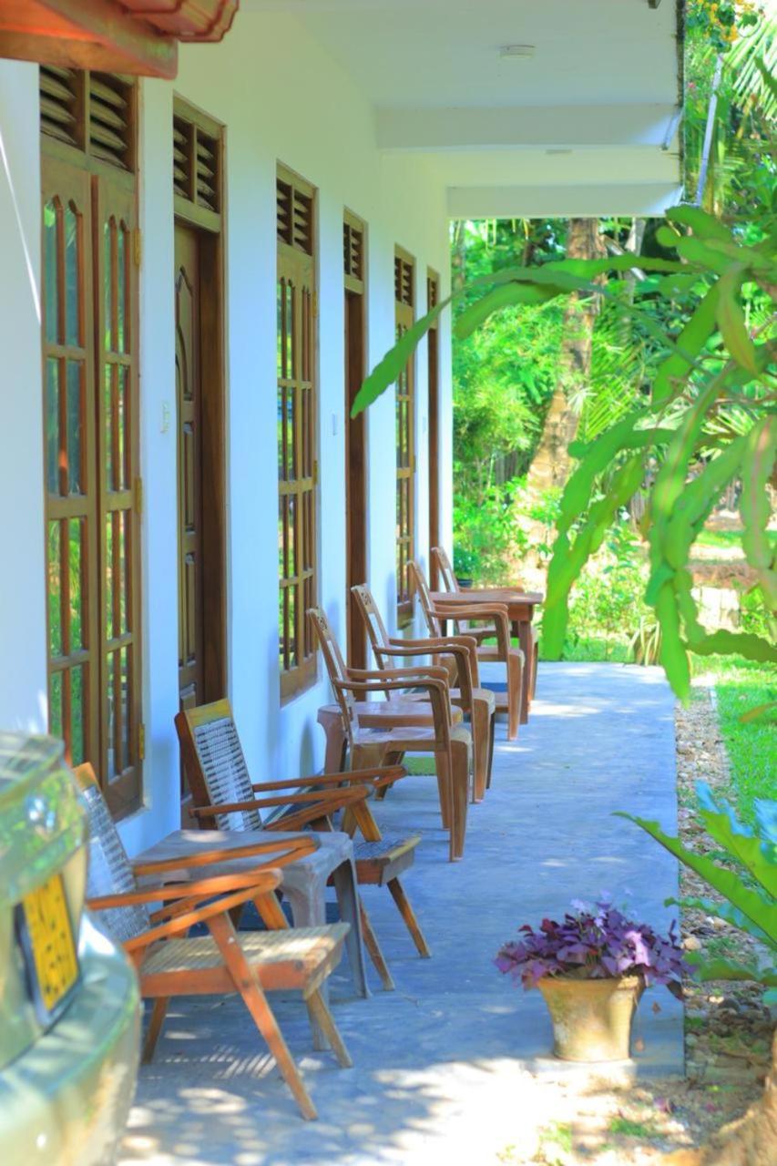 Medawatta Villa Mirissa Buitenkant foto