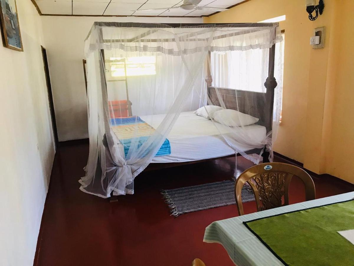 Medawatta Villa Mirissa Buitenkant foto