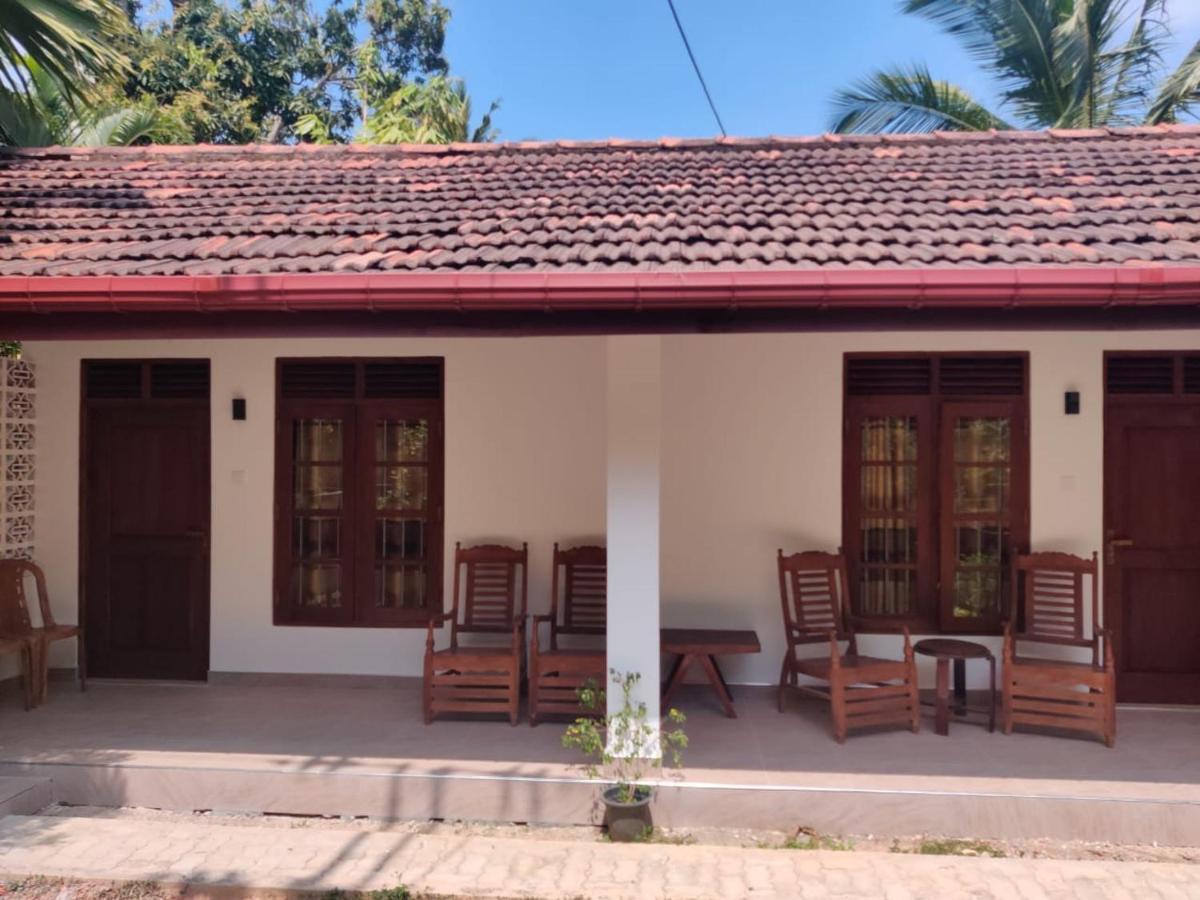 Medawatta Villa Mirissa Buitenkant foto