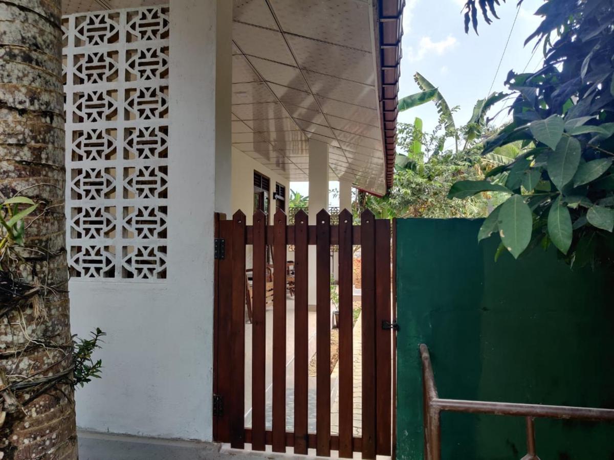 Medawatta Villa Mirissa Buitenkant foto